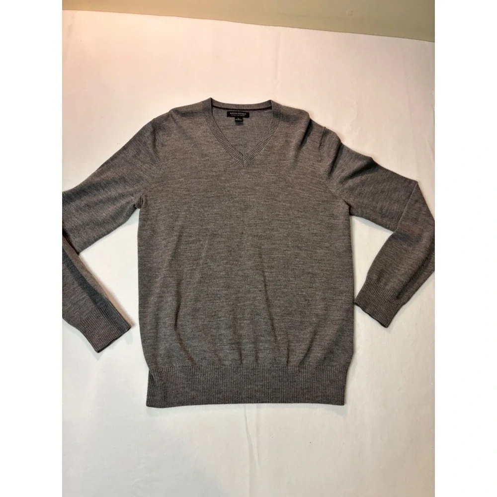 Banana Republic Sweater Mens L‎ Grey Excellent Merino Wool V-Neck Long Sleeve